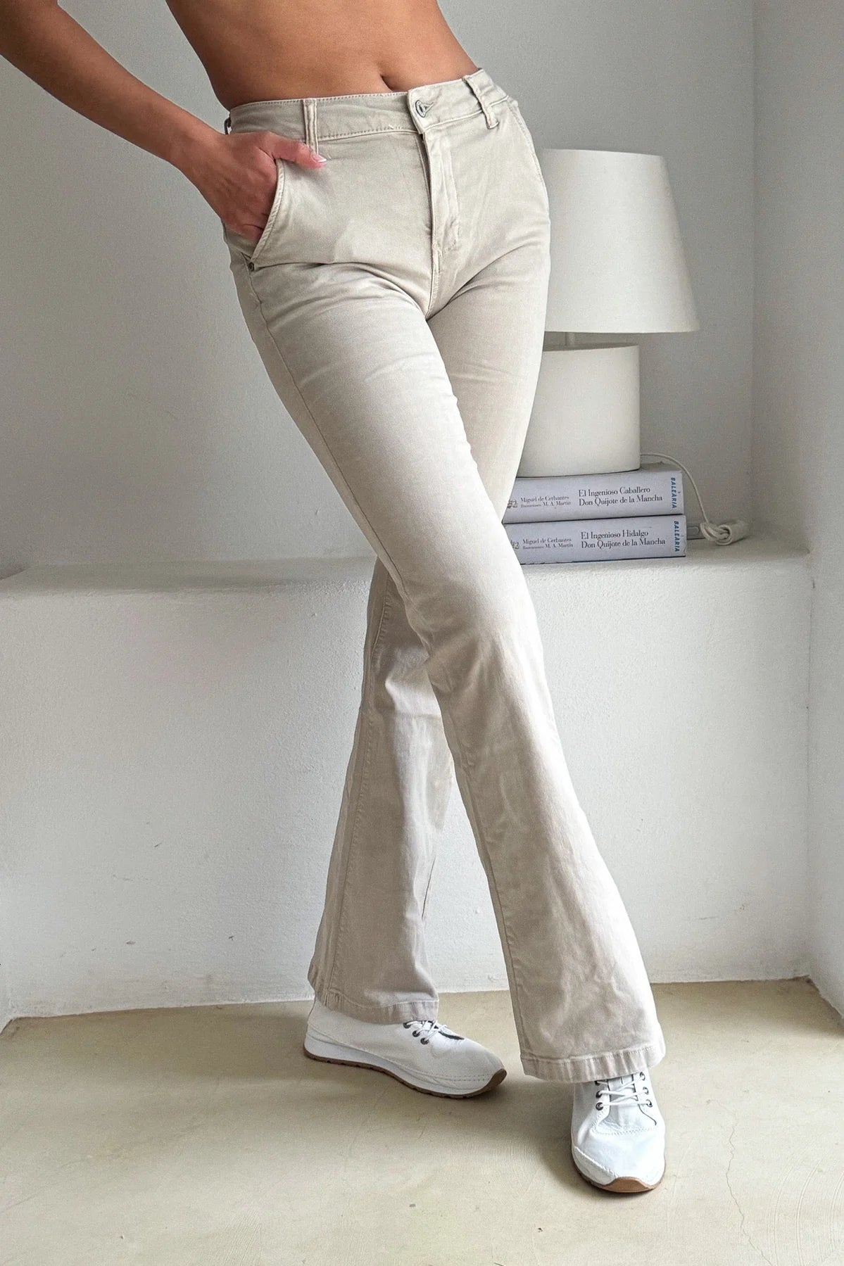 CASUAL BOOTCUT JEANS BEIGE