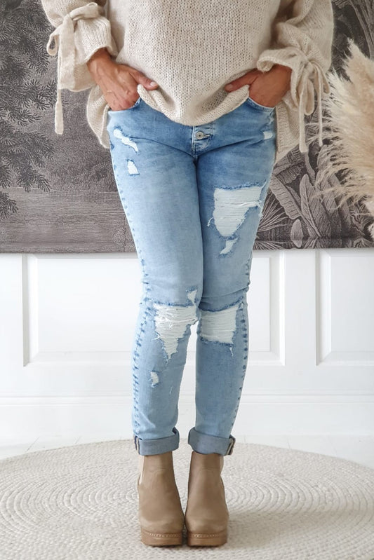 PERFECT JEANS DISTRESSED