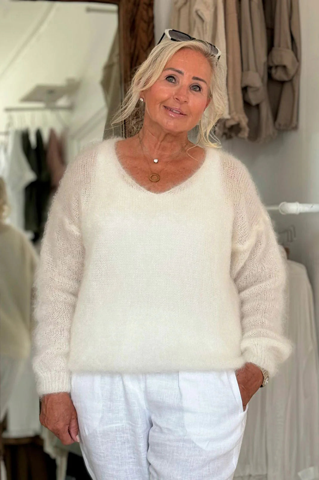 Mohair Heaven- Pullover White