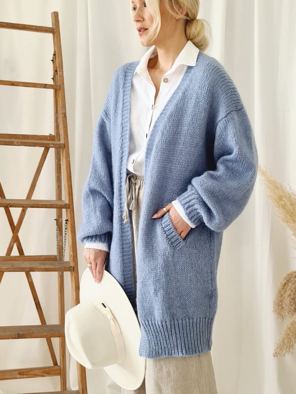CHESTNUT CARDIGAN BLUE INDIGO